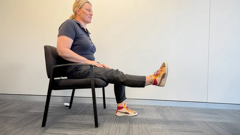 woman doing forward knee extension